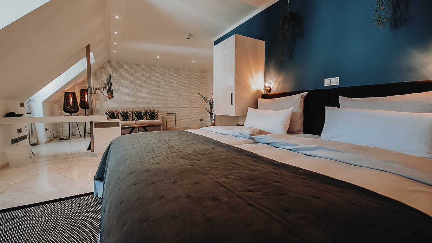 Boutique Hotel in der Nähe von Würzburg und Kitzingen. Hotel Freihof in Prichsenstadt.. Entspannen mit Sauna und Wellnessbereich